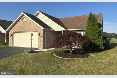 2374 Majestic Court, Chambersburg, PA 17202 - Photo 2