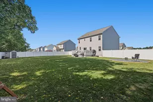 304 Paradise View Dr, Greencastle, PA 17225 - Photo 6
