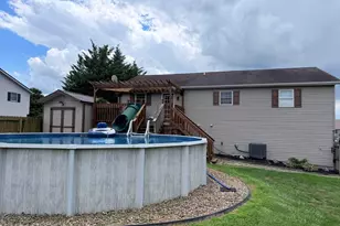 1265 Ashton Dr, Shippensburg, PA 17257 - Photo 4