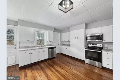 570 Nelson Street, Chambersburg, PA 17201 - Photo 6