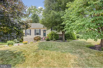 1858 Falcon Lane, Chambersburg, PA 17202 - Photo 2