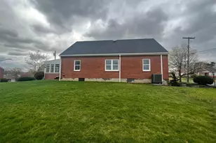300 Harrison Ave, Waynesboro, PA 17268 - Photo 32