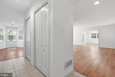 312 Woodvale Drive, Chambersburg, PA 17201 - Photo 6