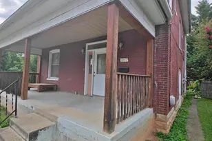 1217 Wilson Ave, Chambersburg, PA 17201 - Photo 2