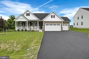 1601 Shannon DR S, Greencastle, PA 17225 - Photo 1