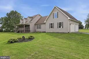 3074 Oak Hill Rd, Waynesboro, PA 17268 - Photo 4