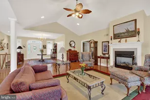 7133 Lone Ridge Ct, Fayetteville, PA 17222 - Photo 4