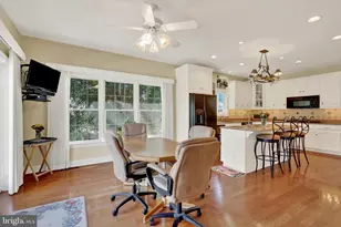 7133 Lone Ridge Ct, Fayetteville, PA 17222 - Photo 10