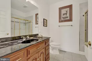 7133 Lone Ridge Ct, Fayetteville, PA 17222 - Photo 14