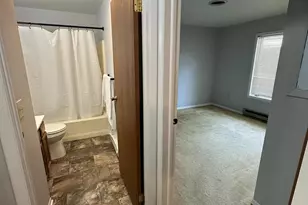 1186 Westgate Dr, Chambersburg, PA 17201 - Photo 6