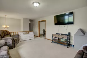 517 N N Morris St, Shippensburg, PA 17257 - Photo 16