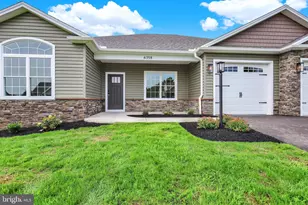 6358 Saucon Valley Dr, Fayetteville, PA 17222 - Photo 4