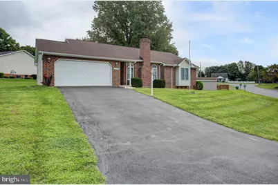 12920 Spring Aire Circle, Waynesboro, PA 17268 - Photo 2