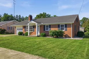 544 Mentzer Ave, Chambersburg, PA 17201 - Photo 2