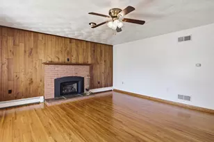 544 Mentzer Ave, Chambersburg, PA 17201 - Photo 4