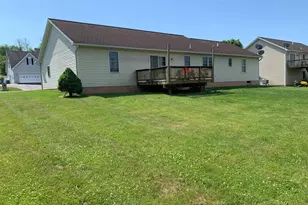 13153 Seneca Dr, Waynesboro, PA 17268 - Photo 4