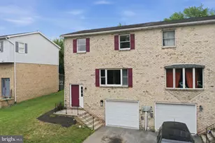 1464 Hollywell Ave, Chambersburg, PA 17201 - Photo 1