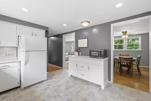 7944 Lincoln Way E, Fayetteville, PA 17222 - Photo 4