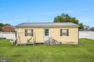 301 Catherine St, Greencastle, PA 17225 - Photo 10
