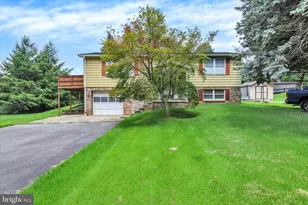 399 Garman Dr, Chambersburg, PA 17202 - Photo 2