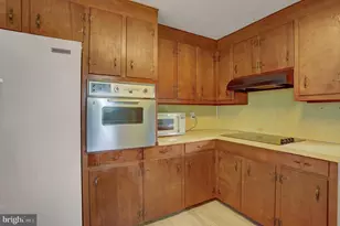221 Harvest Ln, Chambersburg, PA 17202 - Photo 14