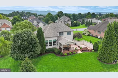 3208 Baltusrol Drive, Chambersburg, PA 17202 - Photo 2