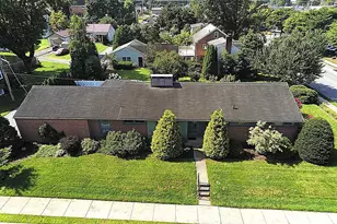 910 Nelson St, Chambersburg, PA 17201 - Photo 2