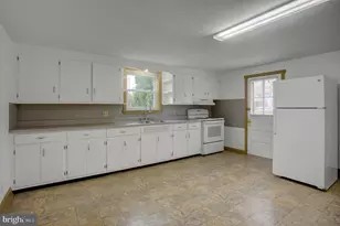 15696 Pennsylvania Ave Ave, State Line, PA 17263 - Photo 8
