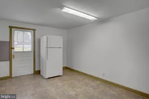 15696 Pennsylvania Ave, State Line, PA 17263 - Photo 10