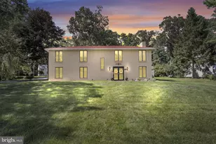 6075 Fairway Dr W, Fayetteville, PA 17222 - Photo 1