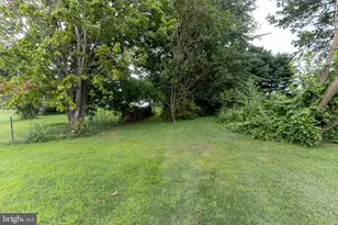17 Twin Hill Dr, Waynesboro, PA 17268 - Photo 6