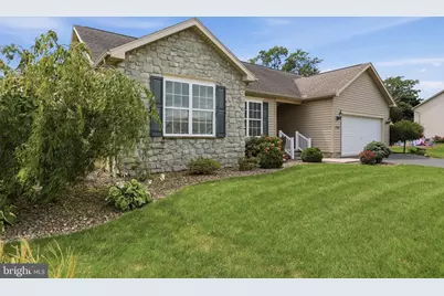 1784 Falcon Lane, Chambersburg, PA 17202 - Photo 4