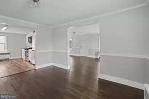 10992 Roxbury Rd, Orrstown, PA 17244 - Photo 8