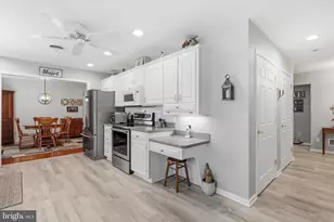 305 Sunbrook Dr, Chambersburg, PA 17201 - Photo 14