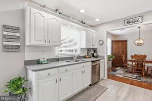 305 Sunbrook Dr, Chambersburg, PA 17201 - Photo 16