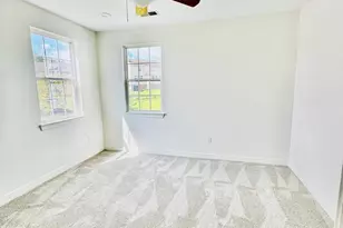 518 Creekside Blvd, Waynesboro, PA 17268 - Photo 32