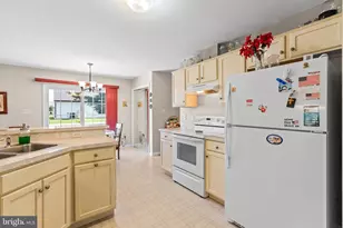 10553 Susquehanna Ave, Waynesboro, PA 17268 - Photo 16