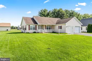 10553 Susquehanna Ave, Waynesboro, PA 17268 - Photo 1