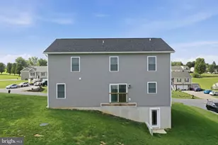12192 Red Hawk Dr, Waynesboro, PA 17268 - Photo 30