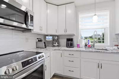 12192 Redhawk Dr, Waynesboro, PA 17268 - Photo 8