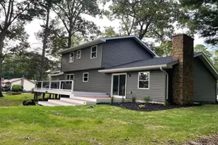 6580 Fairway Dr W, Fayetteville, PA 17222 - Photo 2