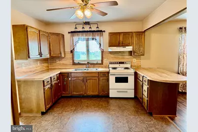 2122 Hillview Drive, Fayetteville, PA 17222 - Photo 18