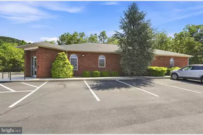 12104 Buchanan Trl E, Waynesboro, PA 17268 - Photo 4