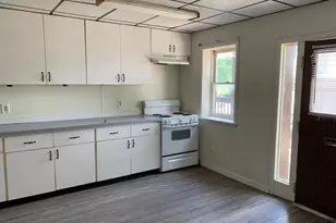 734 Fairground Ave, Chambersburg, PA 17201 - Photo 8