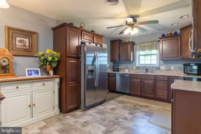 333 Eisenhower Drive, Chambersburg, PA 17201 - Photo 22