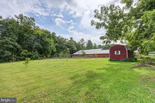 570 Woodstock Rd, Fayetteville, PA 17222 - Photo 18