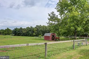 570 Woodstock Rd, Fayetteville, PA 17222 - Photo 20