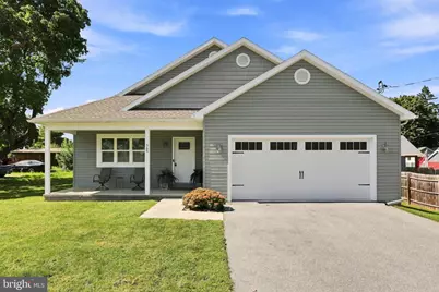 565 Stouffer Avenue, Chambersburg, PA 17201 - Photo 2