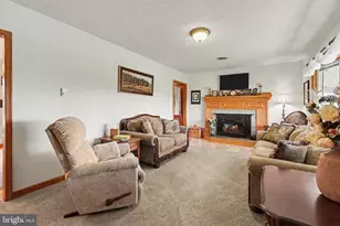 2806 Keefer Rd, Chambersburg, PA 17201 - Photo 8