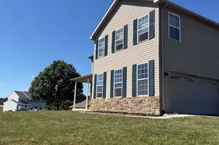 161 Paradise View Dr, Greencastle, PA 17225 - Photo 2